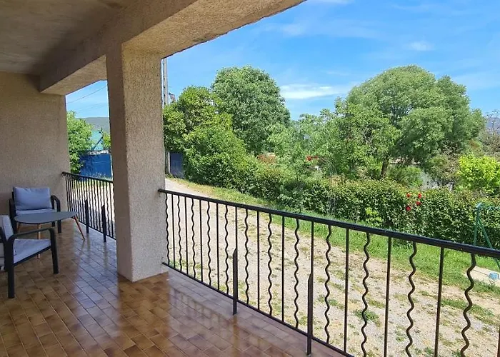 Nyaraló Maison Avec Piscine Entre Garrigue Et Cevennes Cazilhac