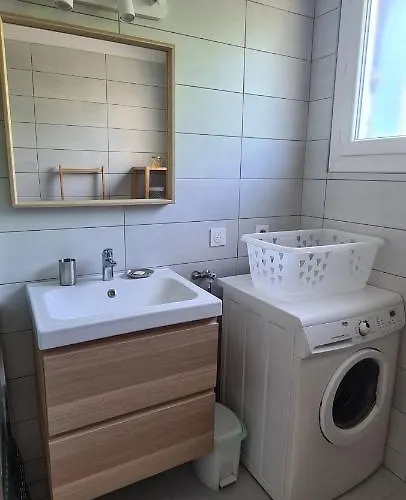 Maison Avec Piscine Entre Garrigue Et Cevennes