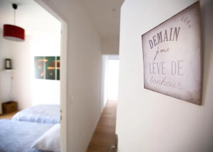 Maison Avec Piscine Entre Garrigue Et Cevennes Nyaraló Cazilhac