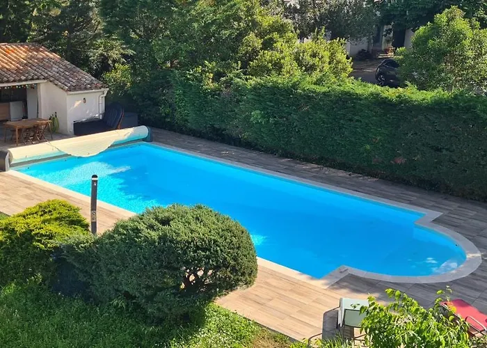 Maison Avec Piscine Entre Garrigue Et Cevennes